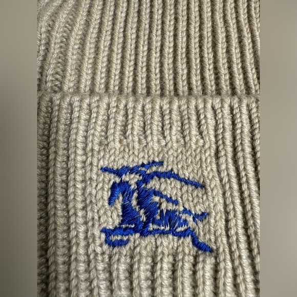 BURBERRY EKD Cashmere Beanie - Picture 4 of 5